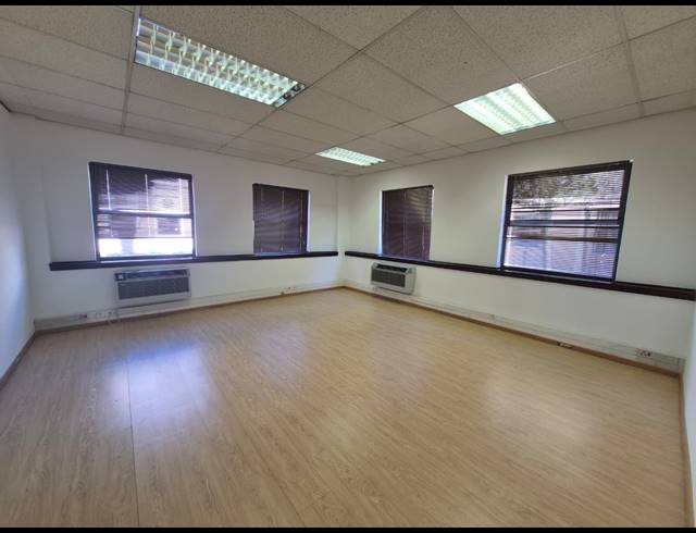 975M² OFFICE TO LET IN SANDTON CENTRAL
